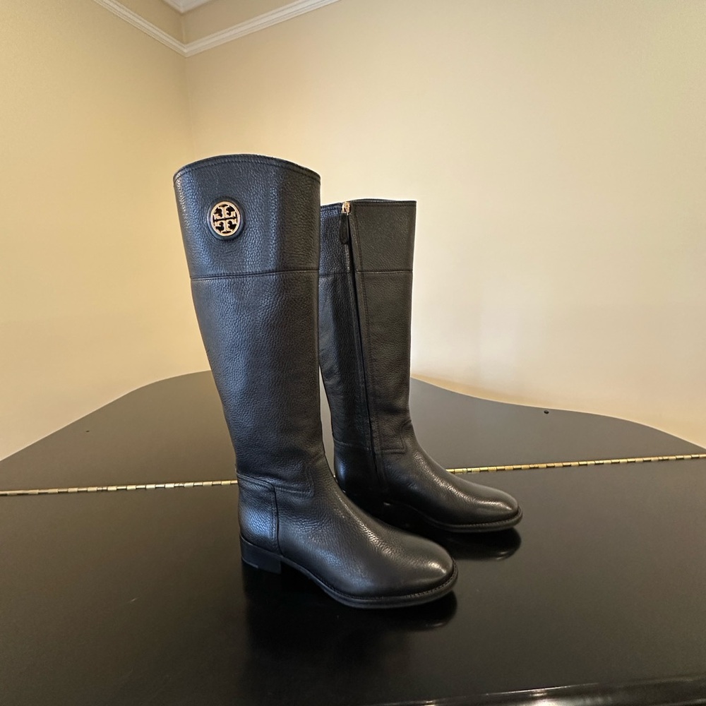 NWOT RARE luxury classic minimalist authentic Tory Burch Junction Riding Boots - Picture 13 of 17